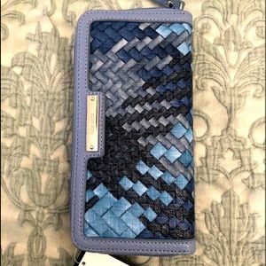 Nine West Wristlet